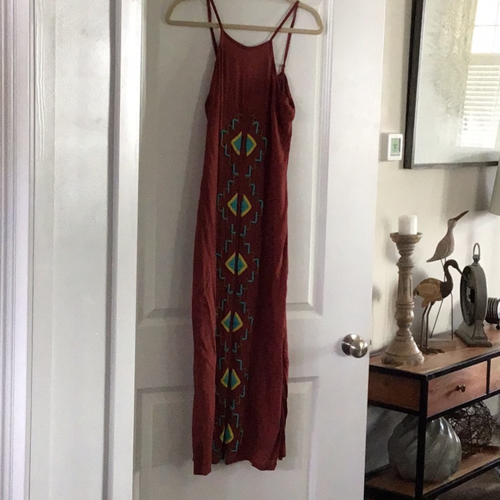 Embellished sleeveless midi dress